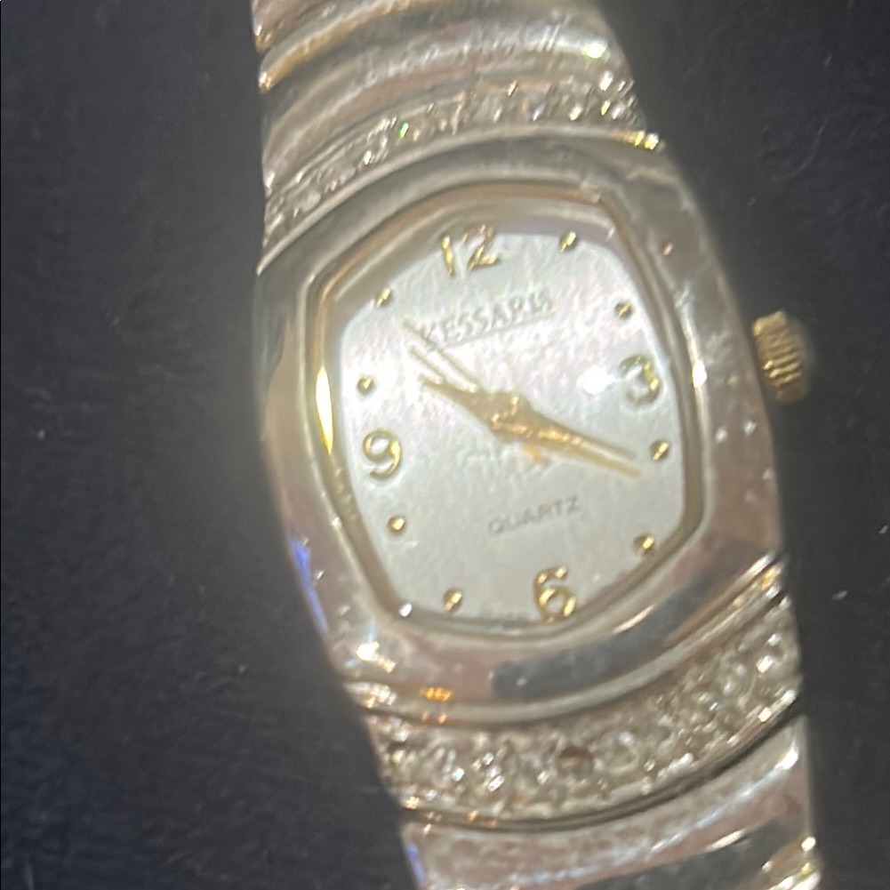 Vintage Womens Elegant Diamond Gold And Silver Womens Watch